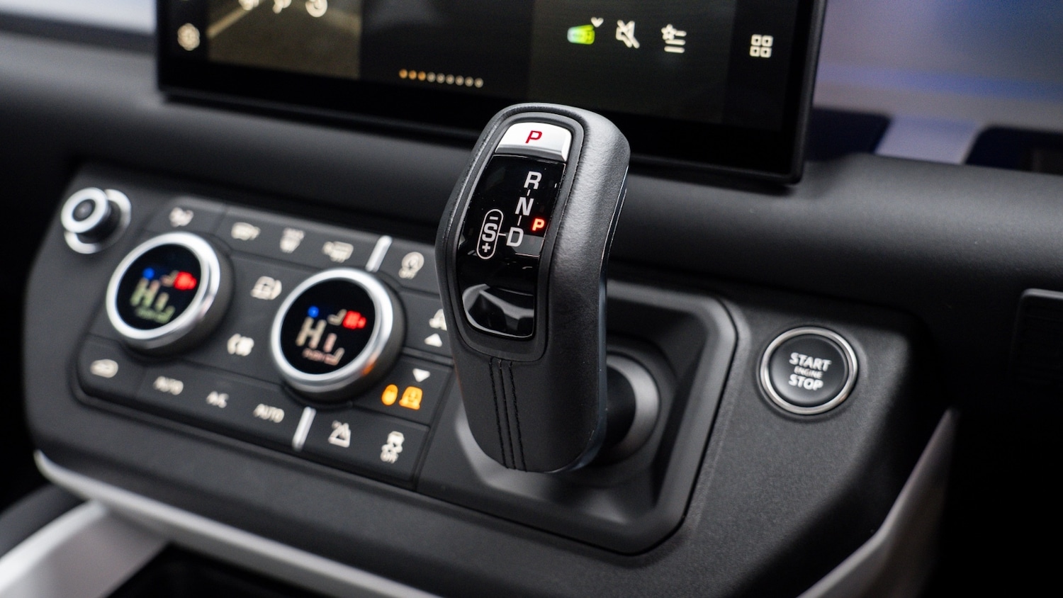 Used Land Rover Defender 2025 for sale - 77434873: Photo 33