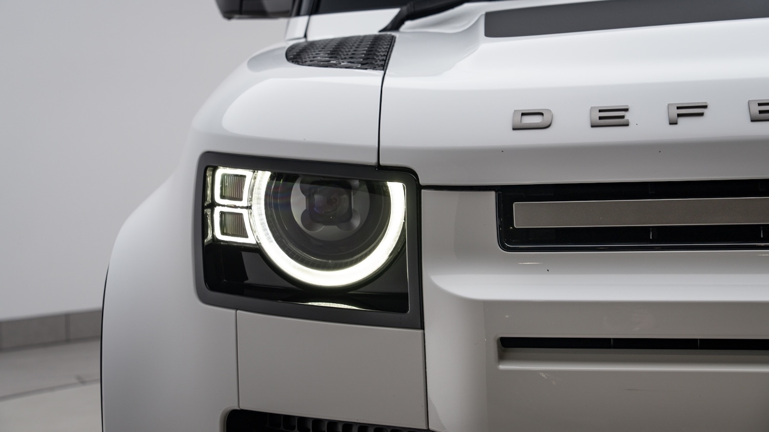 Used Land Rover Defender 2025 for sale - 77434873: Photo 38