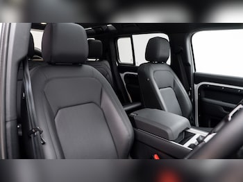 Used Land Rover Defender 2025 for sale - 77434873: Photo