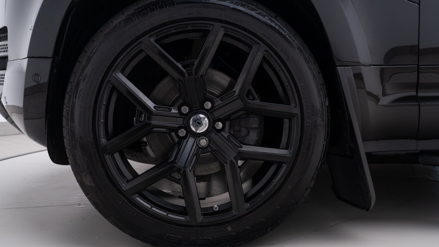 Used Land Rover Defender 2024 for sale - 78123087: Photo 13