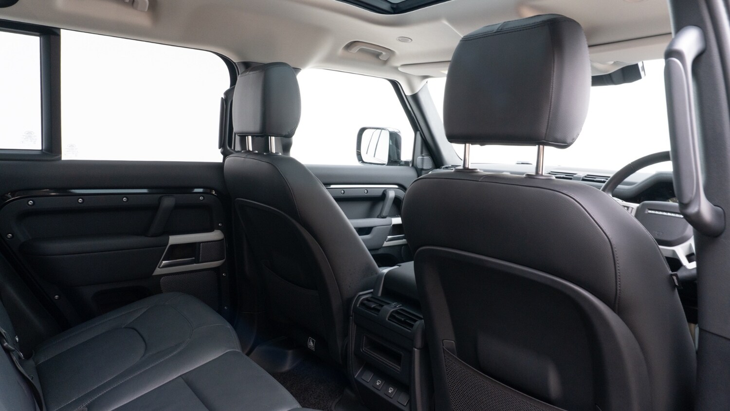 Used Land Rover Defender 2024 for sale - 78123087: Photo 20