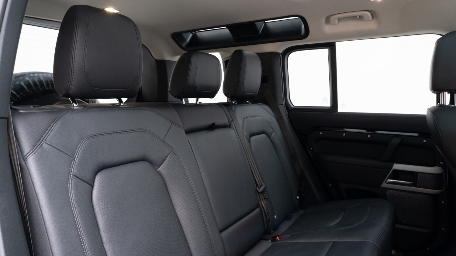 Used Land Rover Defender 2024 for sale - 78123087: Photo 21