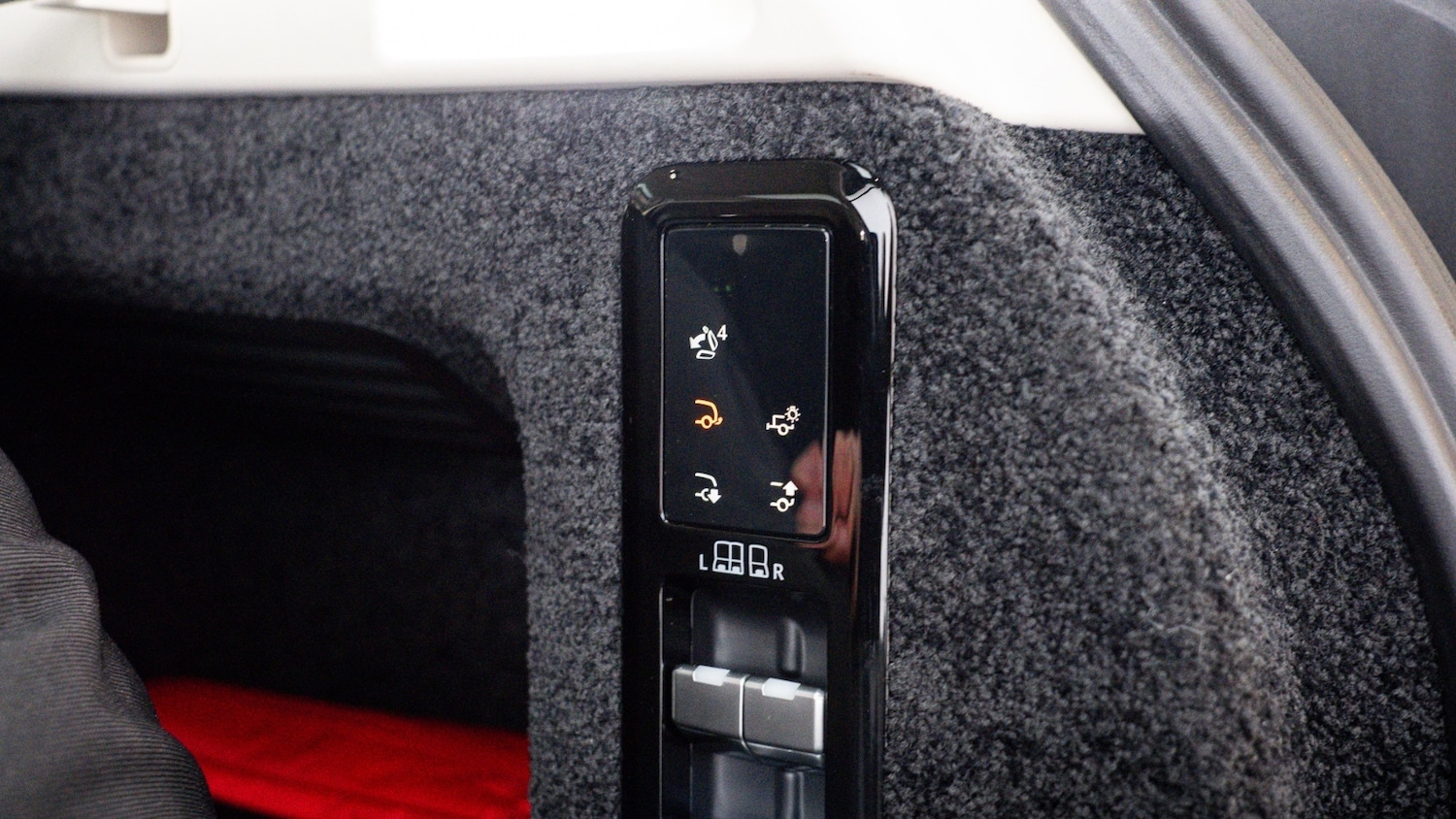 Used Land Rover Range Rover 2023 for sale - 77127501: Photo 9