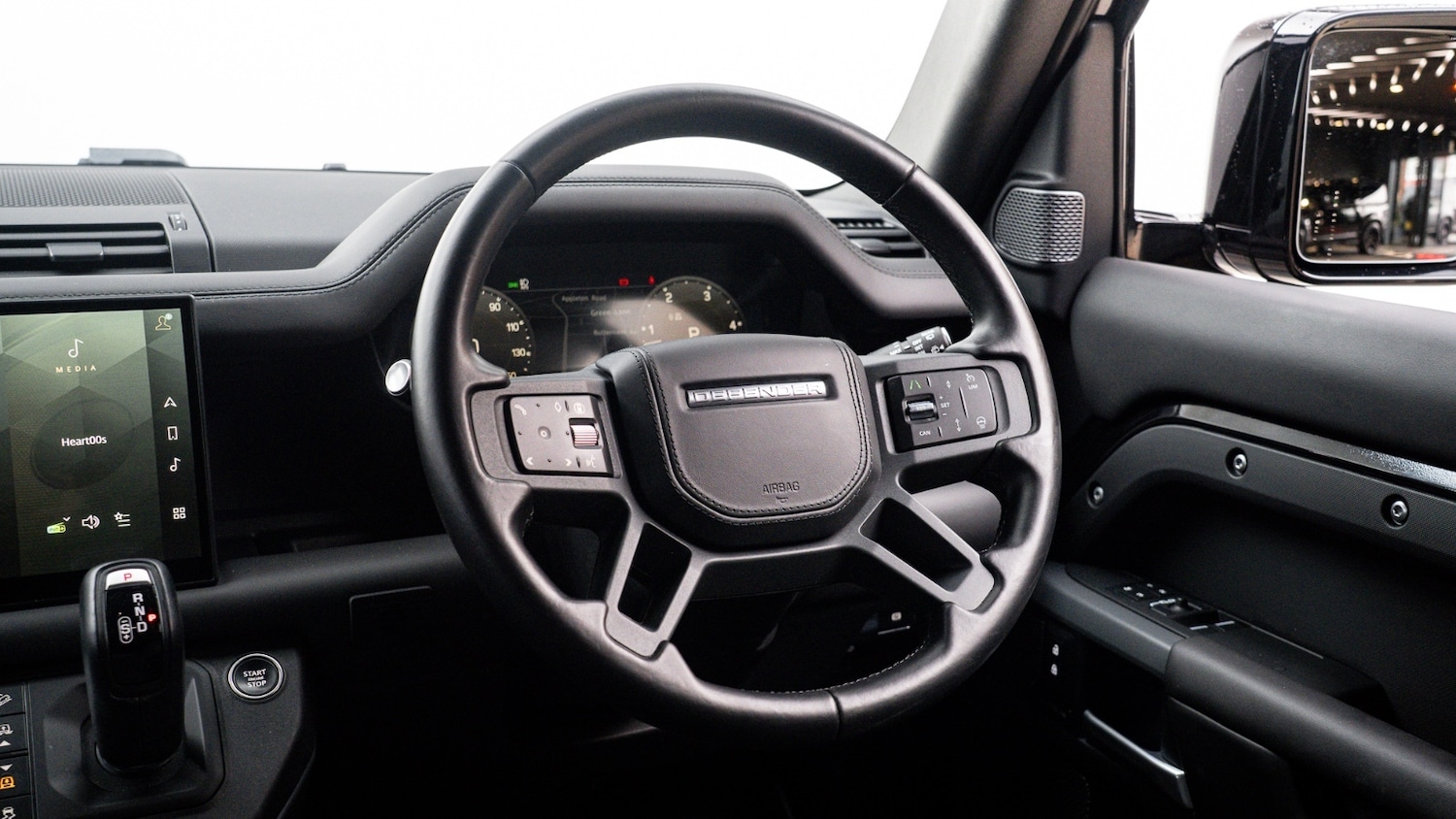 Used Land Rover Defender 2024 for sale - 76948519: Photo 10