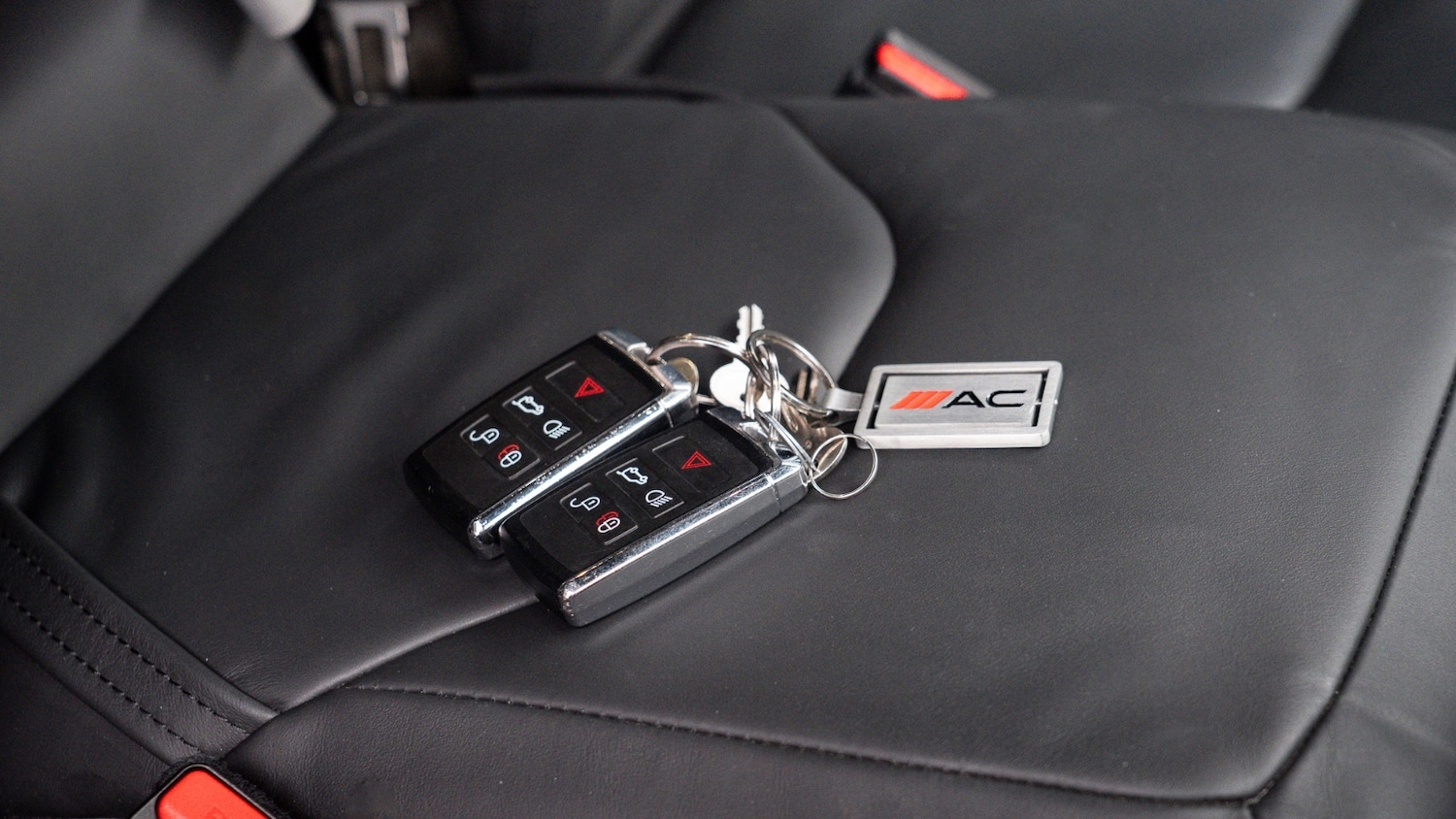 Used Land Rover Defender 2024 for sale - 76948519: Photo 28