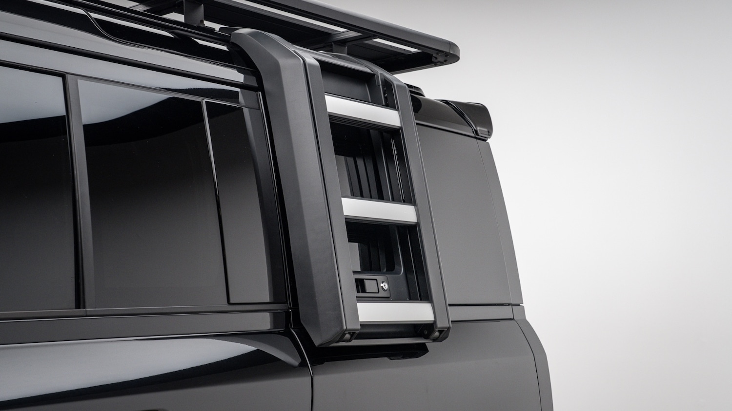 Used Land Rover Defender 2024 for sale - 76948519: Photo 34