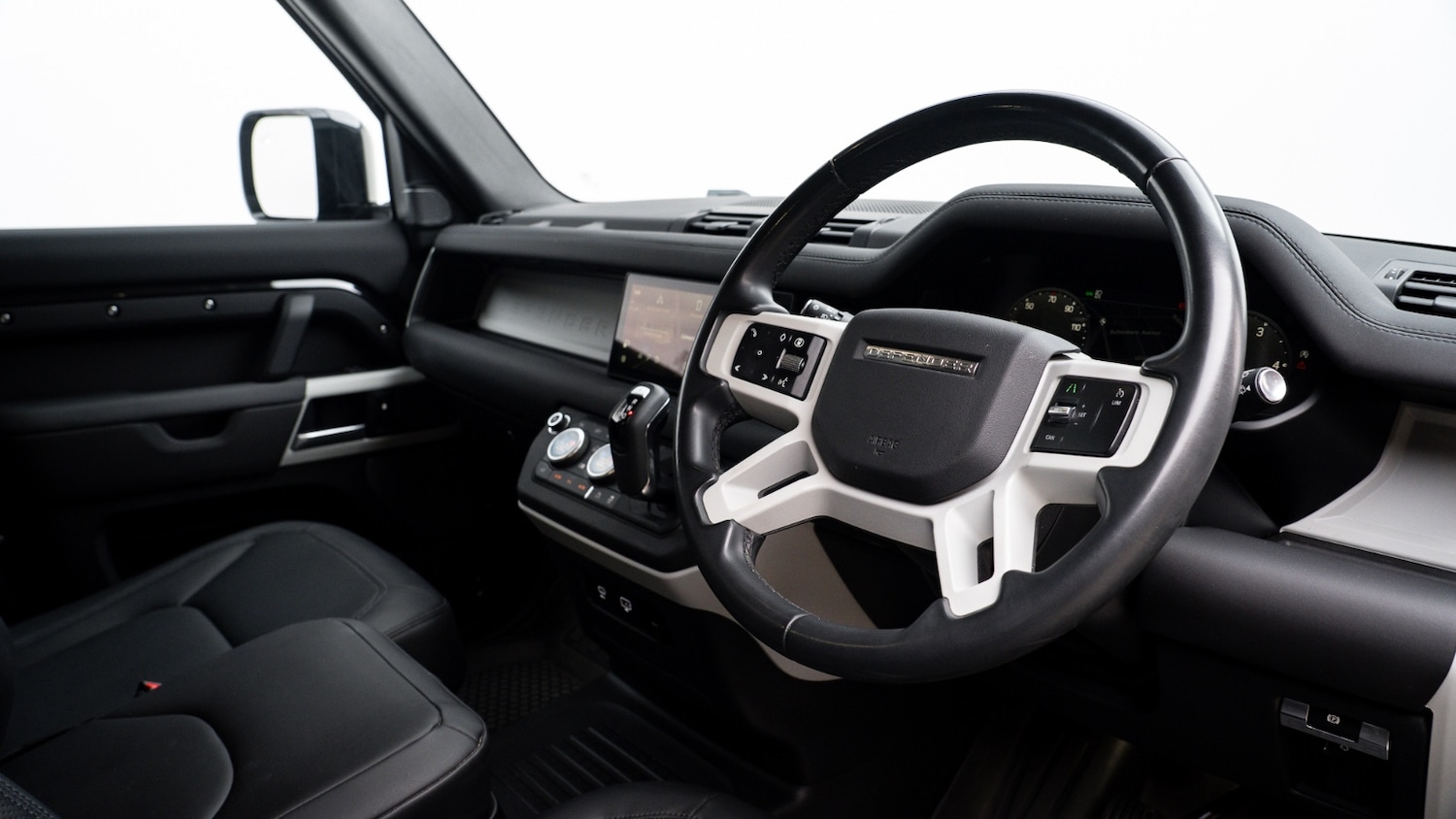 Used Land Rover Defender 2024 for sale - 78000112: Photo 23