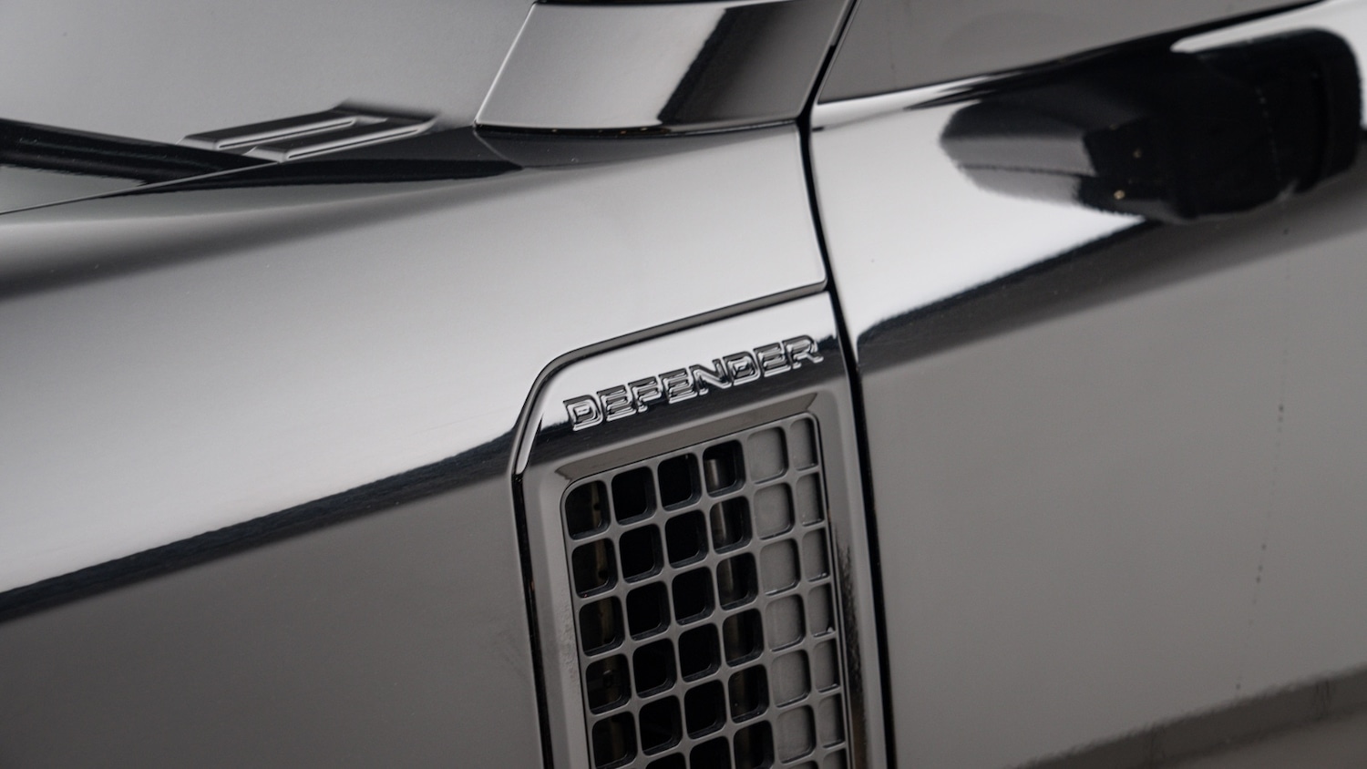 Used Land Rover Defender 2024 for sale - 78000112: Photo 35