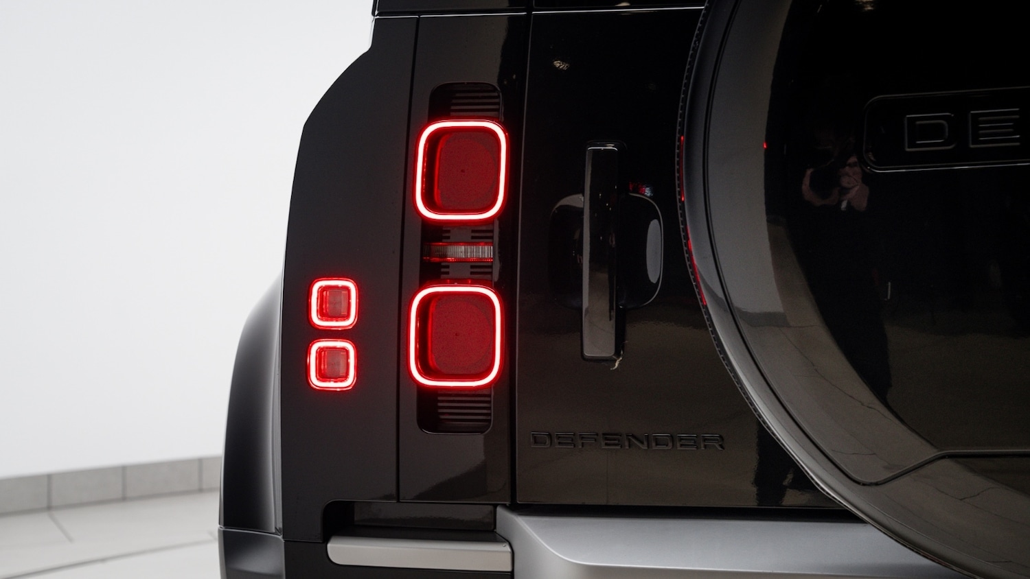 Used Land Rover Defender 2024 for sale - 78000112: Photo 38