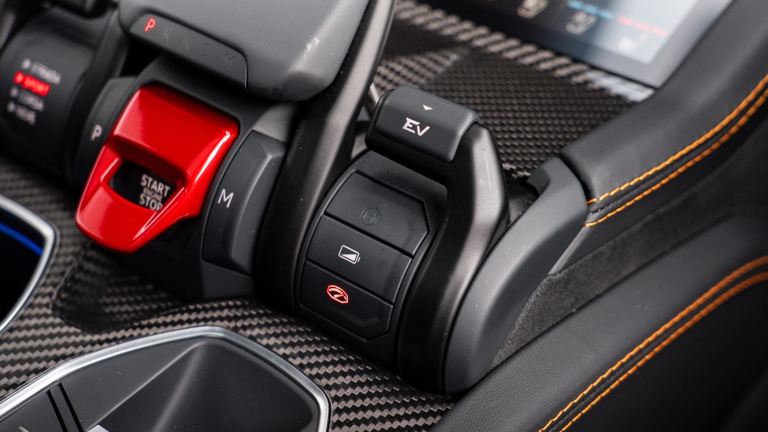 Used Lamborghini Urus 2025 for sale - 77786162: Photo 38