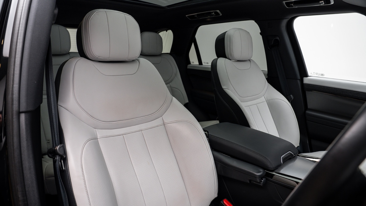 Used Land Rover Range Rover Sport 2023 for sale - 77406350: Photo 3