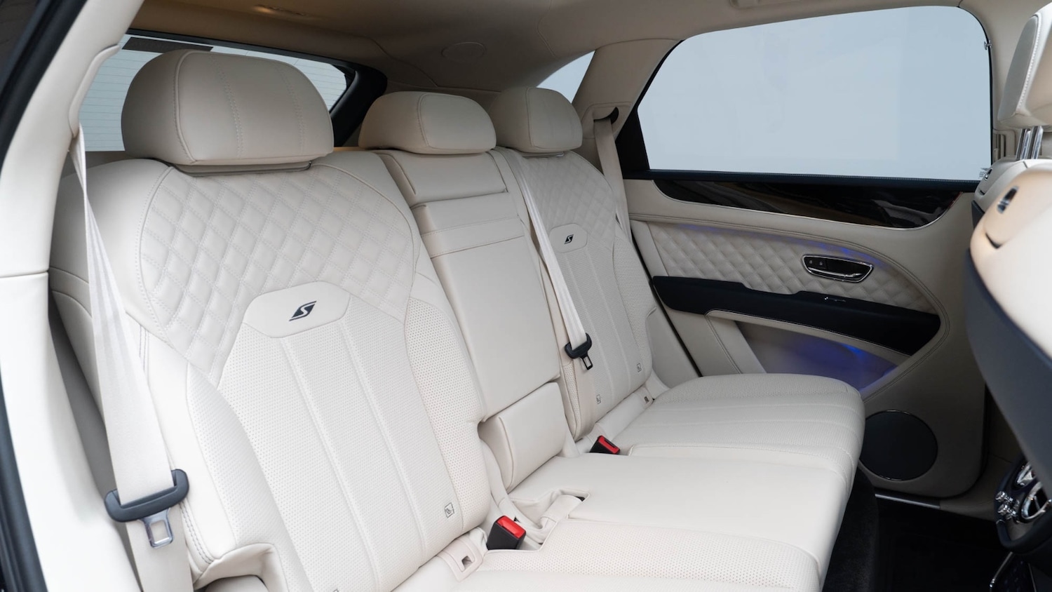 Used Bentley Bentayga 2022 for sale - 77630785: Photo 12