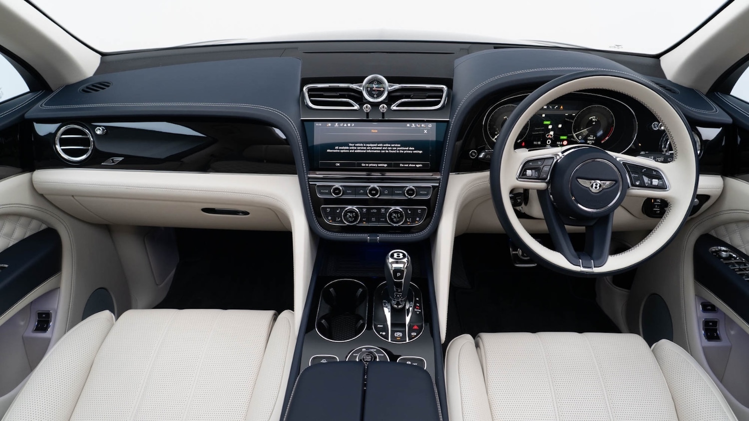 Used Bentley Bentayga 2022 for sale - 77630785: Photo 2