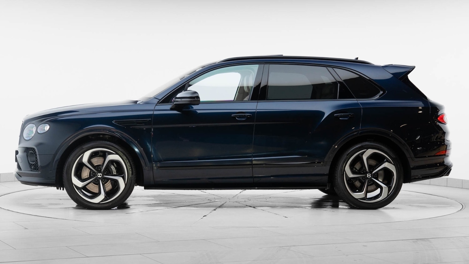 Used Bentley Bentayga 2022 for sale - 77630785: Photo 4