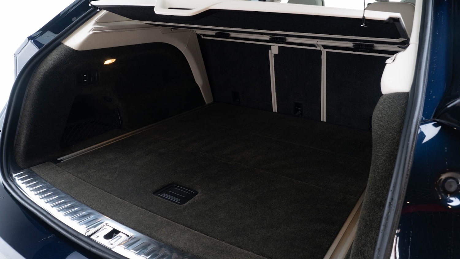 Used Bentley Bentayga 2022 for sale - 77630785: Photo 8