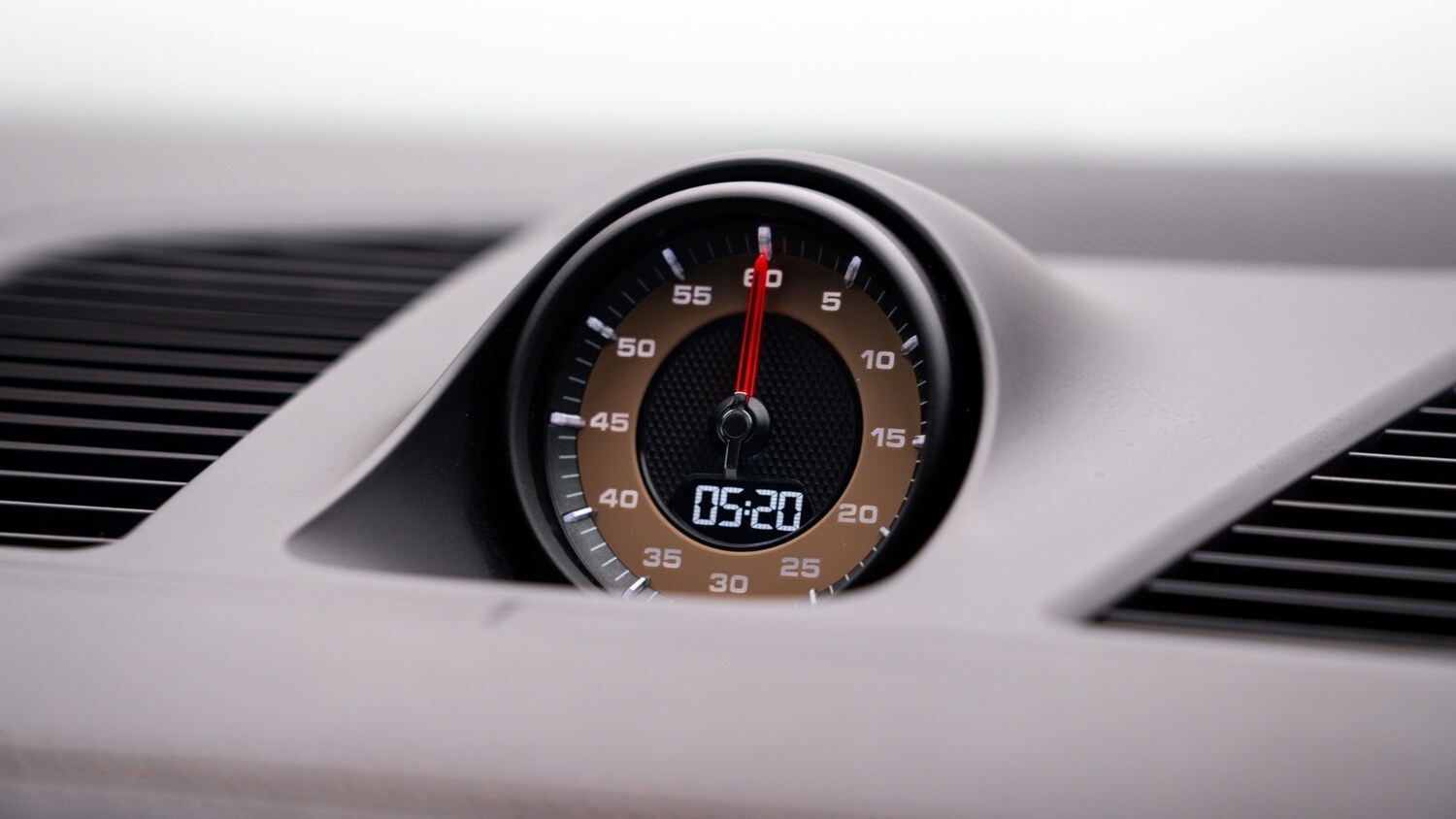 Used Porsche Cayenne 2023 for sale - 78102911: Photo 33