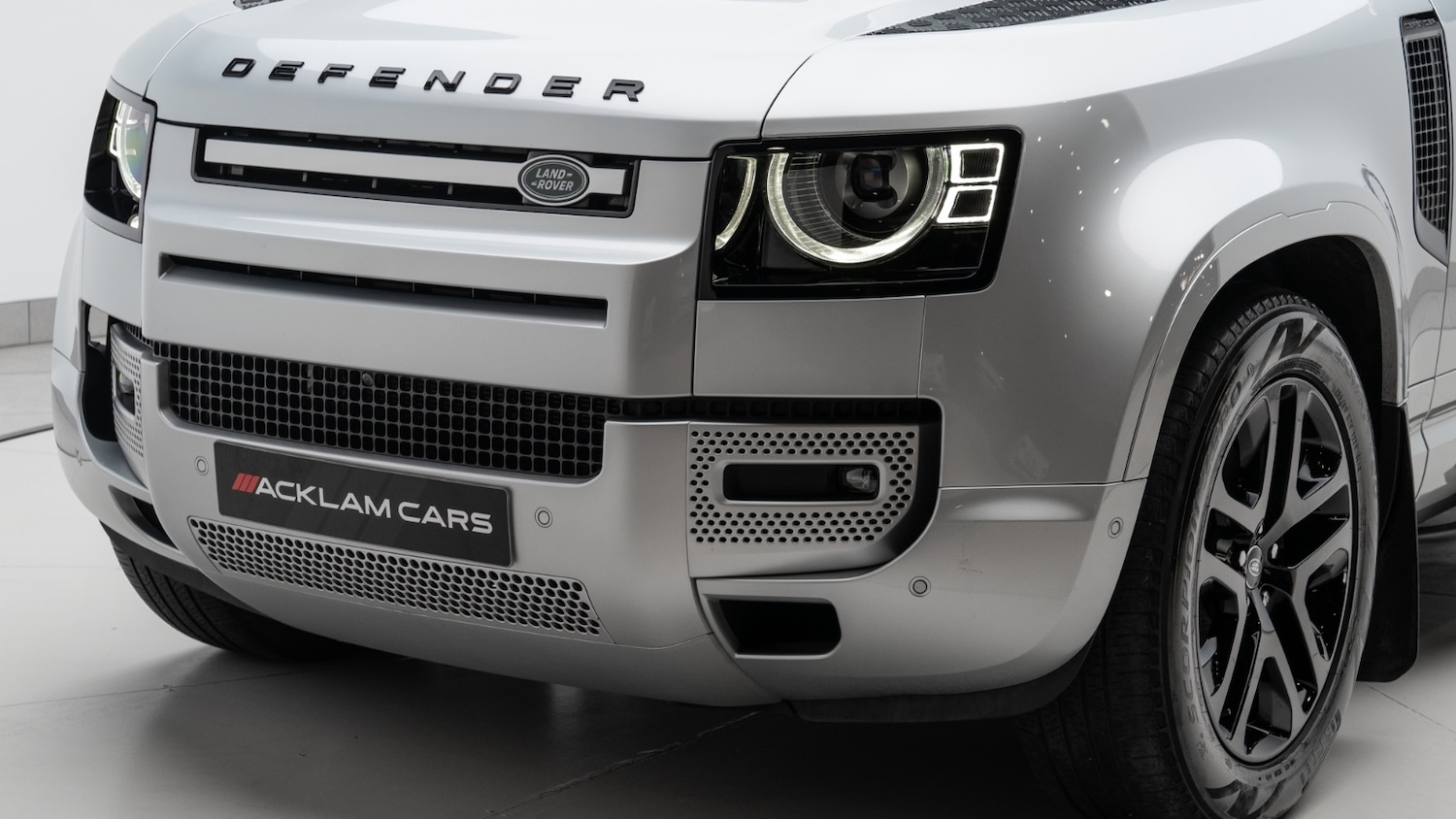 Used Land Rover Defender 2022 for sale - 76494042: Photo 10