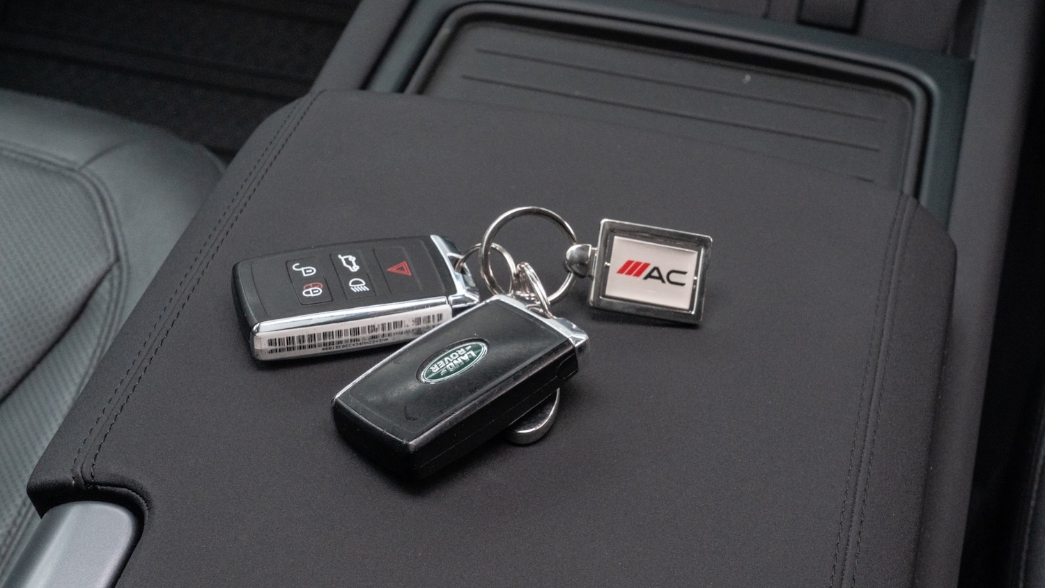 Used Land Rover Defender 2022 for sale - 76494042: Photo 14