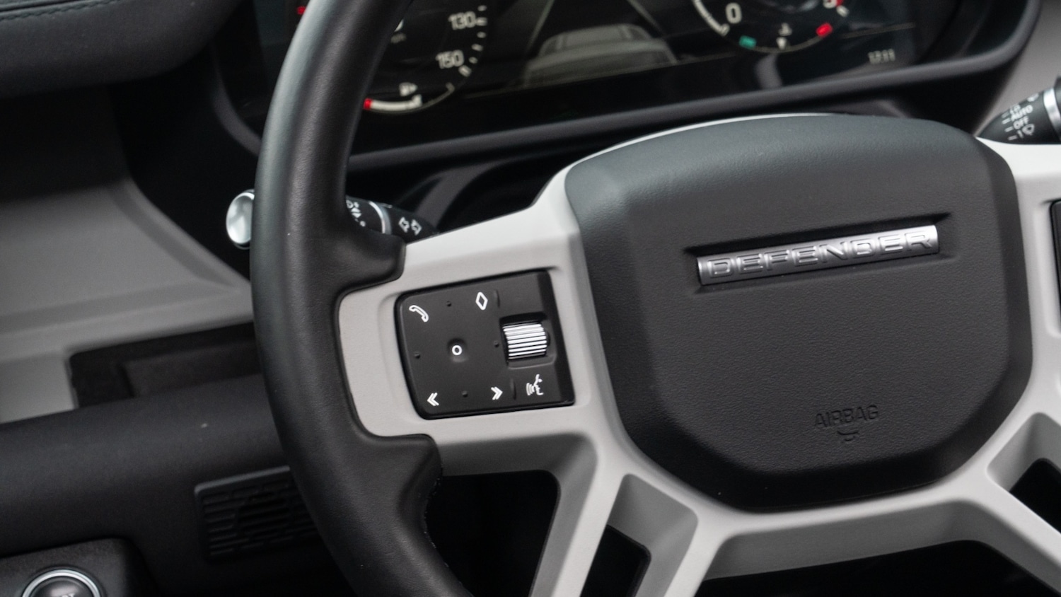 Used Land Rover Defender 2022 for sale - 76494042: Photo 16