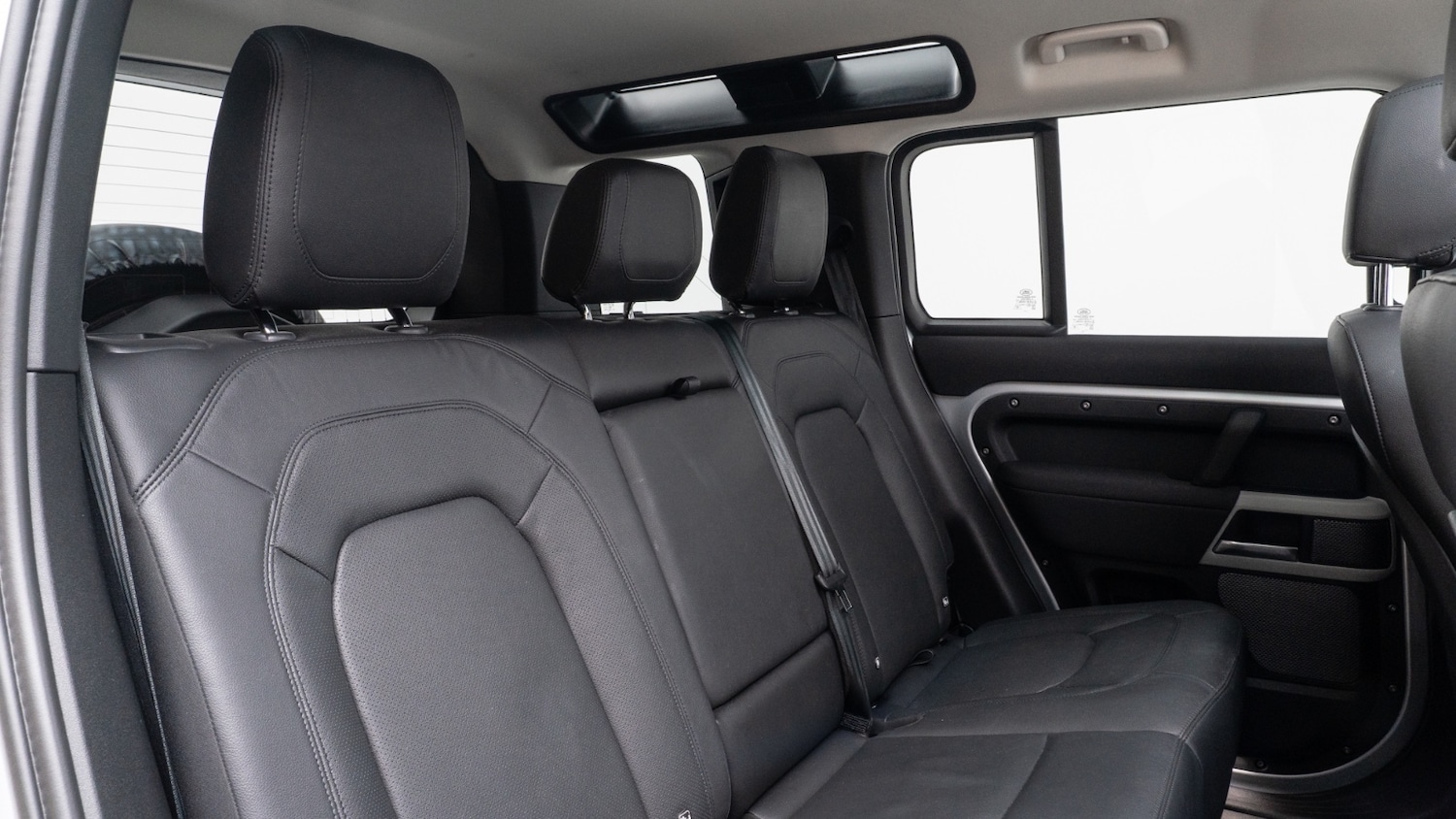 Used Land Rover Defender 2022 for sale - 76494042: Photo 19