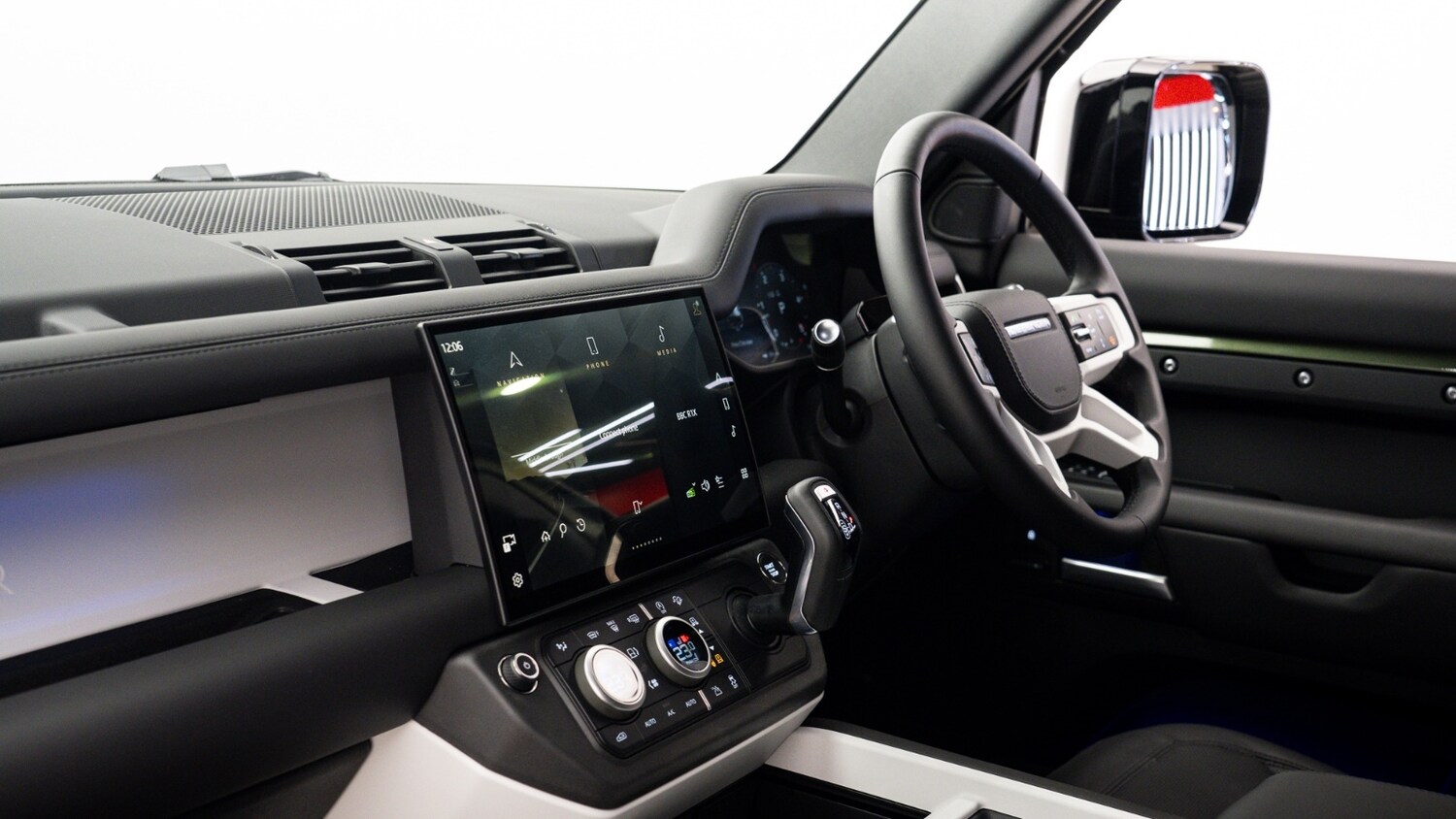 Used Land Rover Defender 2026 for sale - 78080978: Photo 35