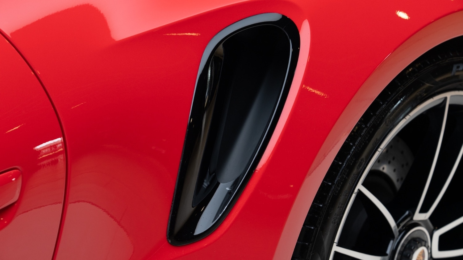 Used Porsche 911 2024 for sale - 76434680: Photo 12