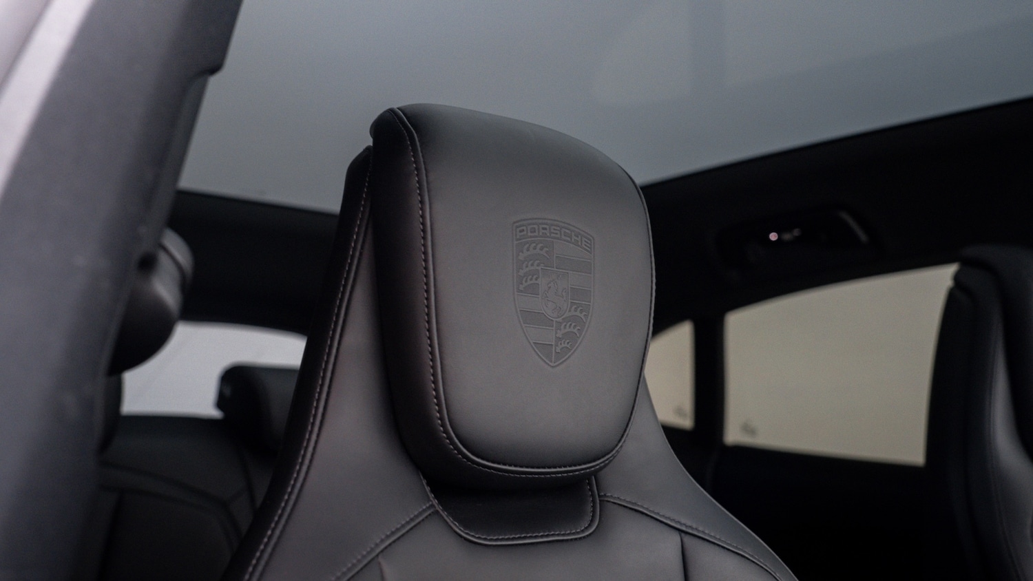 Used Porsche Taycan 2021 for sale - 77261564: Photo 27