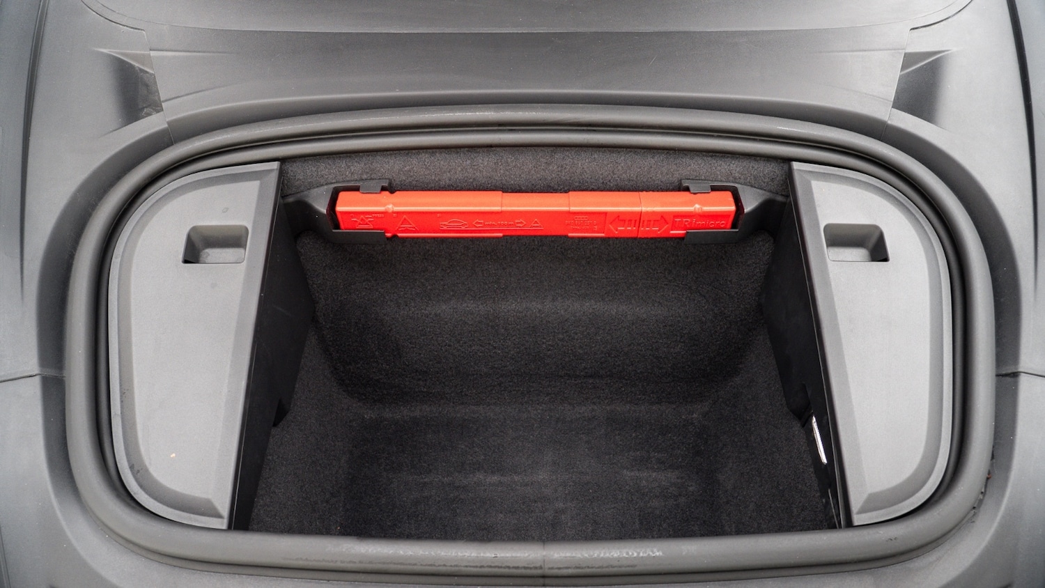 Used Porsche Taycan 2021 for sale - 77261564: Photo 36