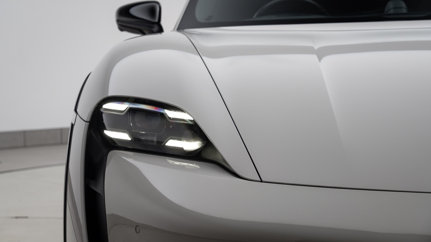 Used Porsche Taycan 2021 for sale - 77261564: Photo 39