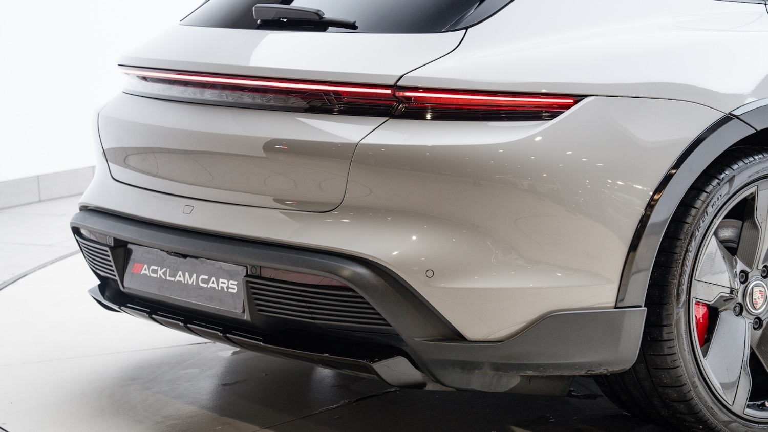 Used Porsche Taycan 2021 for sale - 77261564: Photo 47