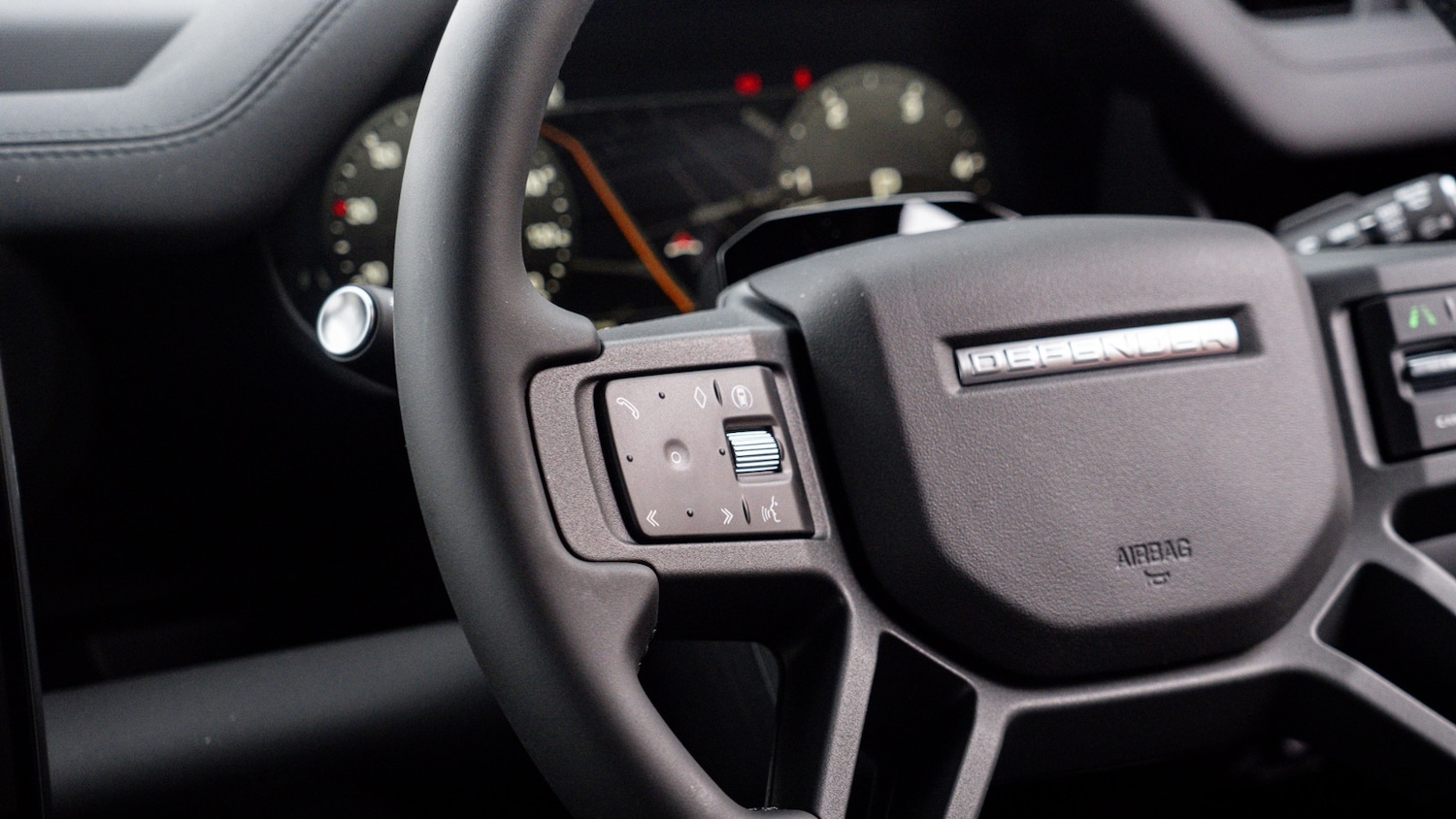 Used Land Rover Defender 2025 for sale - 76954288: Photo 25