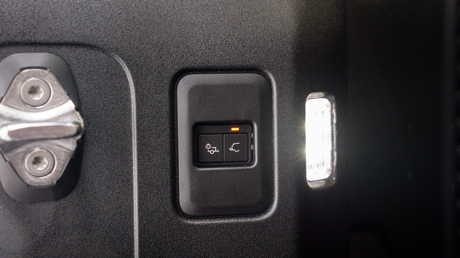 Used Land Rover Defender 2025 for sale - 76954288: Photo 9