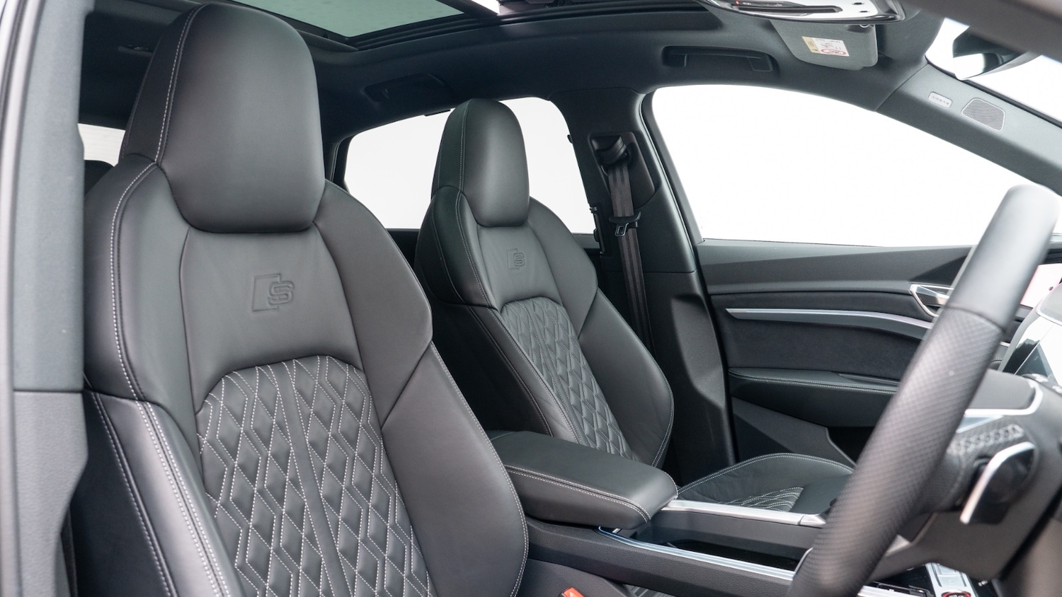 Used Audi SQ8 e-tron 2024 for sale - 76640189: Photo 3