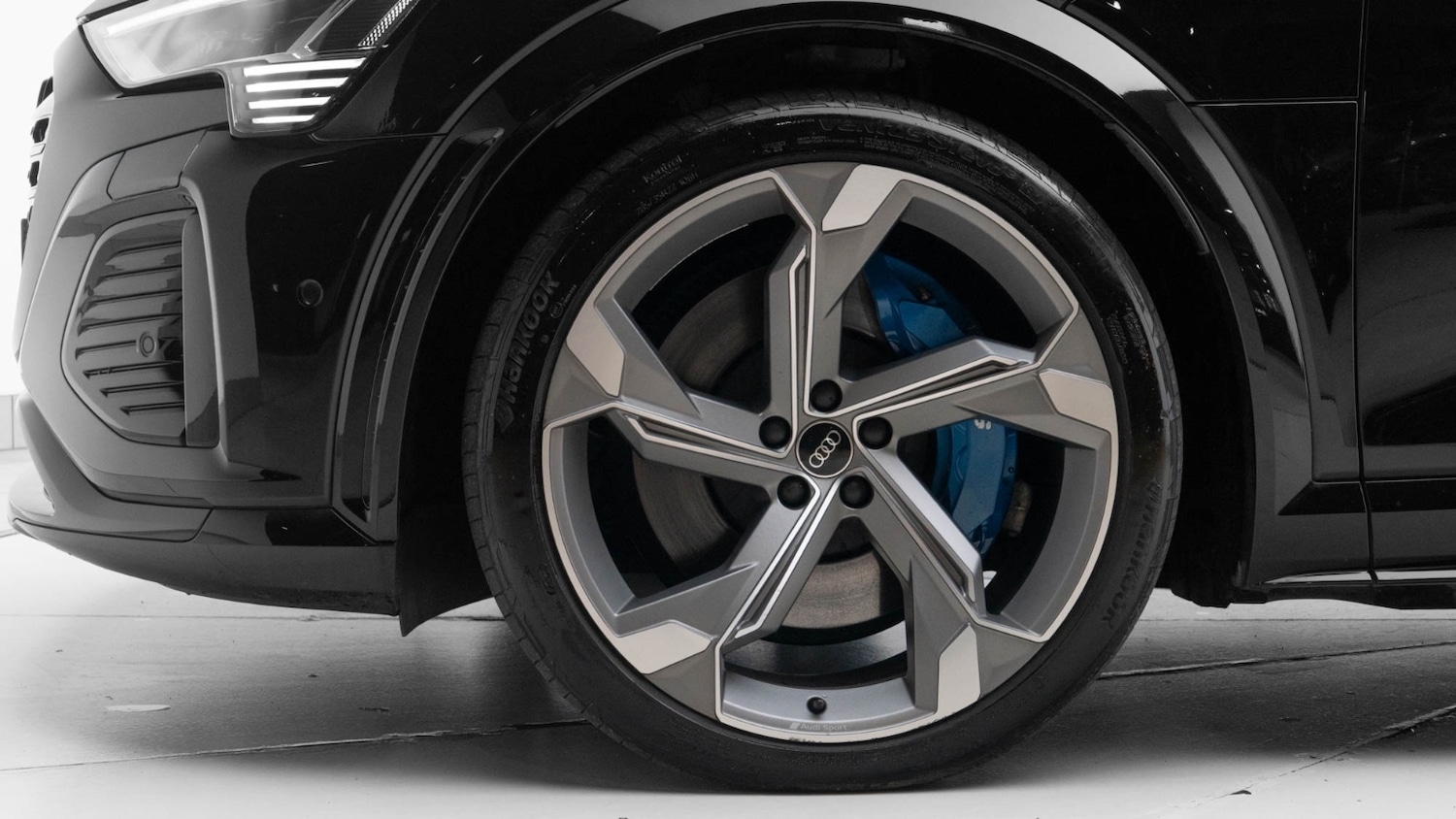 Used Audi SQ8 e-tron 2024 for sale - 76640189: Photo 34