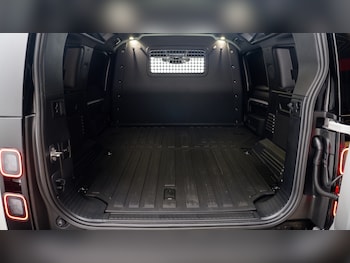 Used Land Rover Defender 2026 for sale - 78743133: Photo