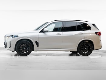 Used BMW X5 2023 for sale - 76696421: Photo