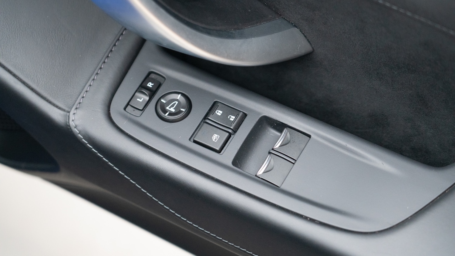 Used Honda NSX 2019 for sale - 76428274: Photo 17