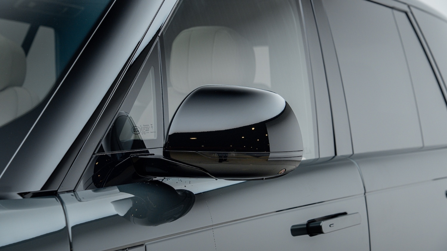 Used Land Rover Range Rover 2025 for sale - 76874241: Photo 11