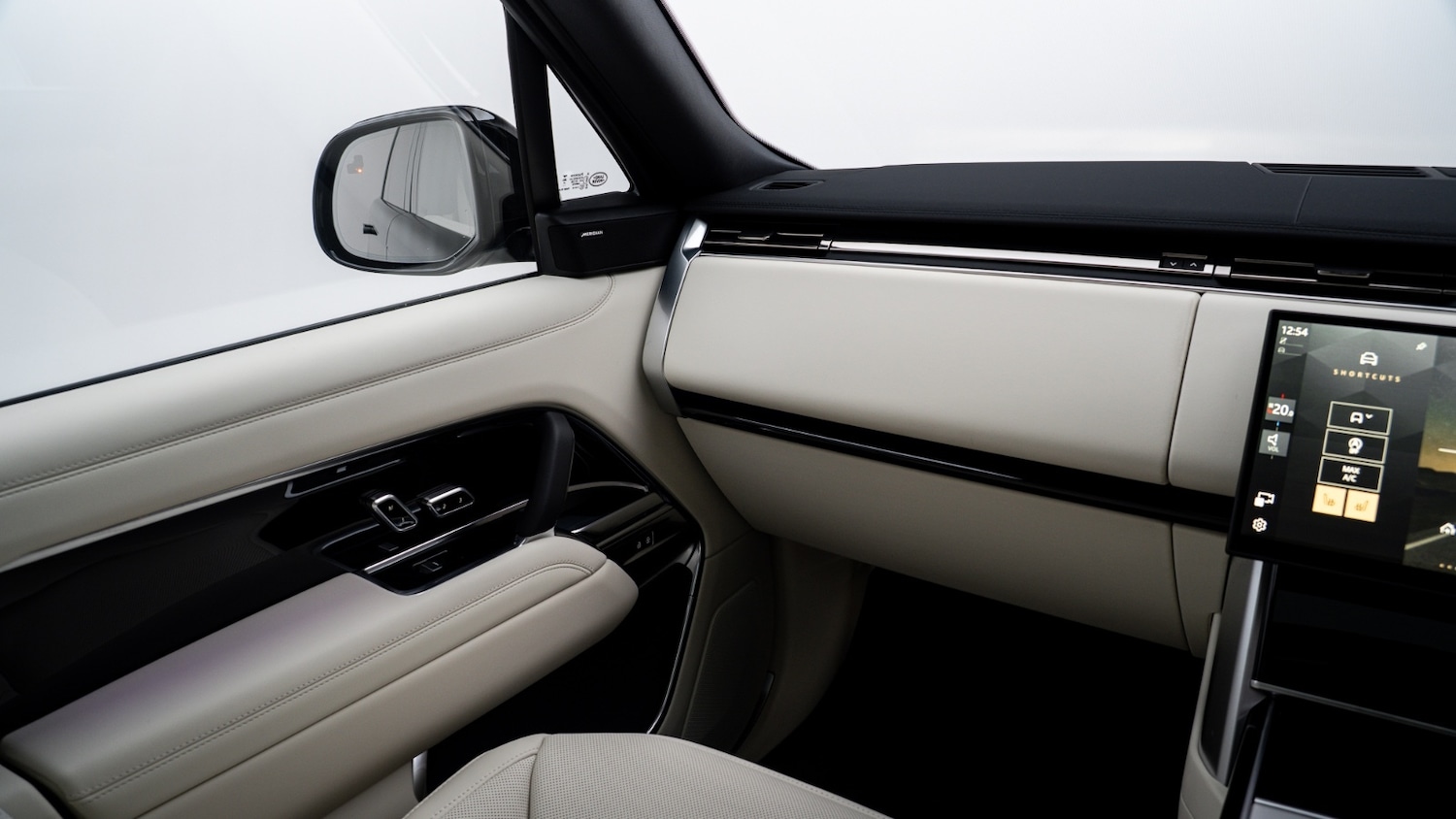 Used Land Rover Range Rover 2025 for sale - 76874241: Photo 28