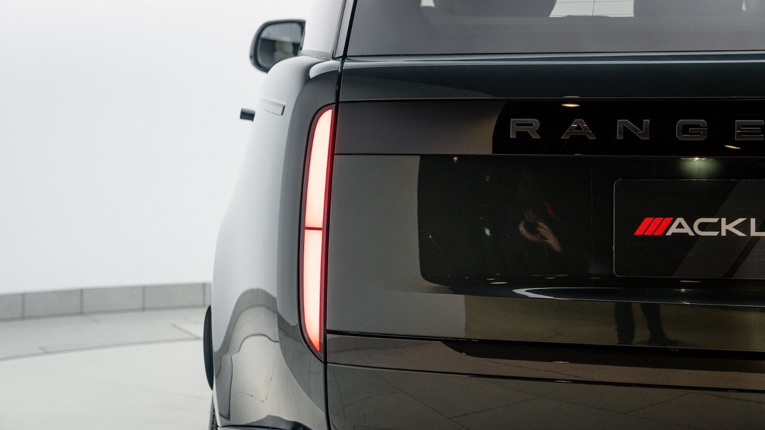 Used Land Rover Range Rover 2025 for sale - 76874241: Photo 3