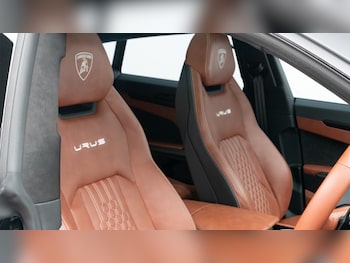 Used Lamborghini Urus 2024 for sale - 77653106: Photo