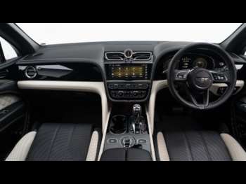 Used Bentley Bentayga 2024 for sale - 74985256: Photo