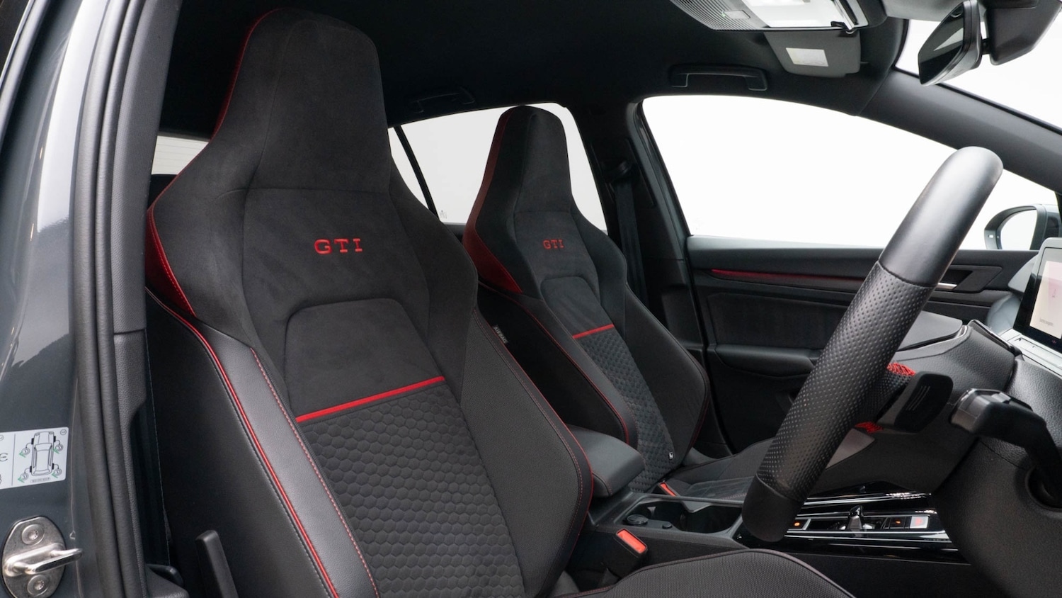 Used Volkswagen Golf 2023 for sale - 76602938: Photo 3