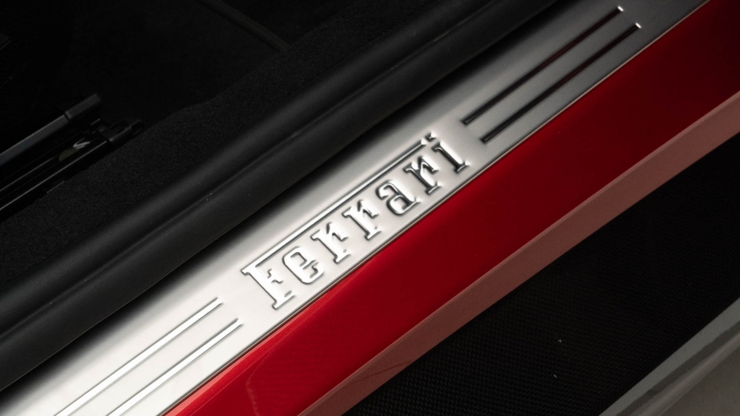 Used Ferrari 12 Cilindri 2025 for sale - 76361803: Photo 13