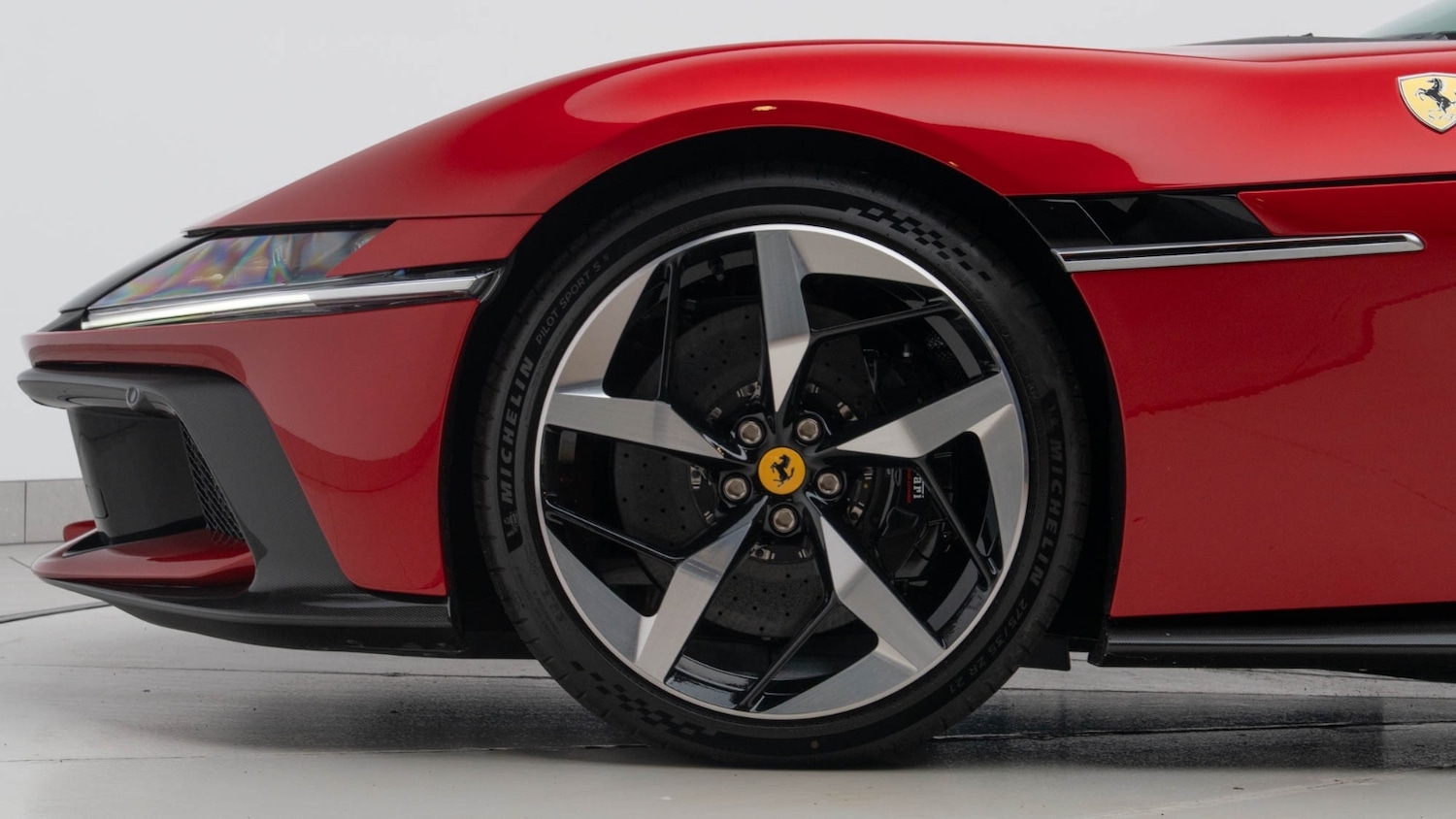 Used Ferrari 12 Cilindri 2025 for sale - 76361803: Photo 27