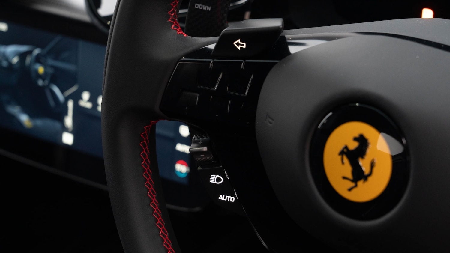 Used Ferrari 12 Cilindri 2025 for sale - 76361803: Photo 9