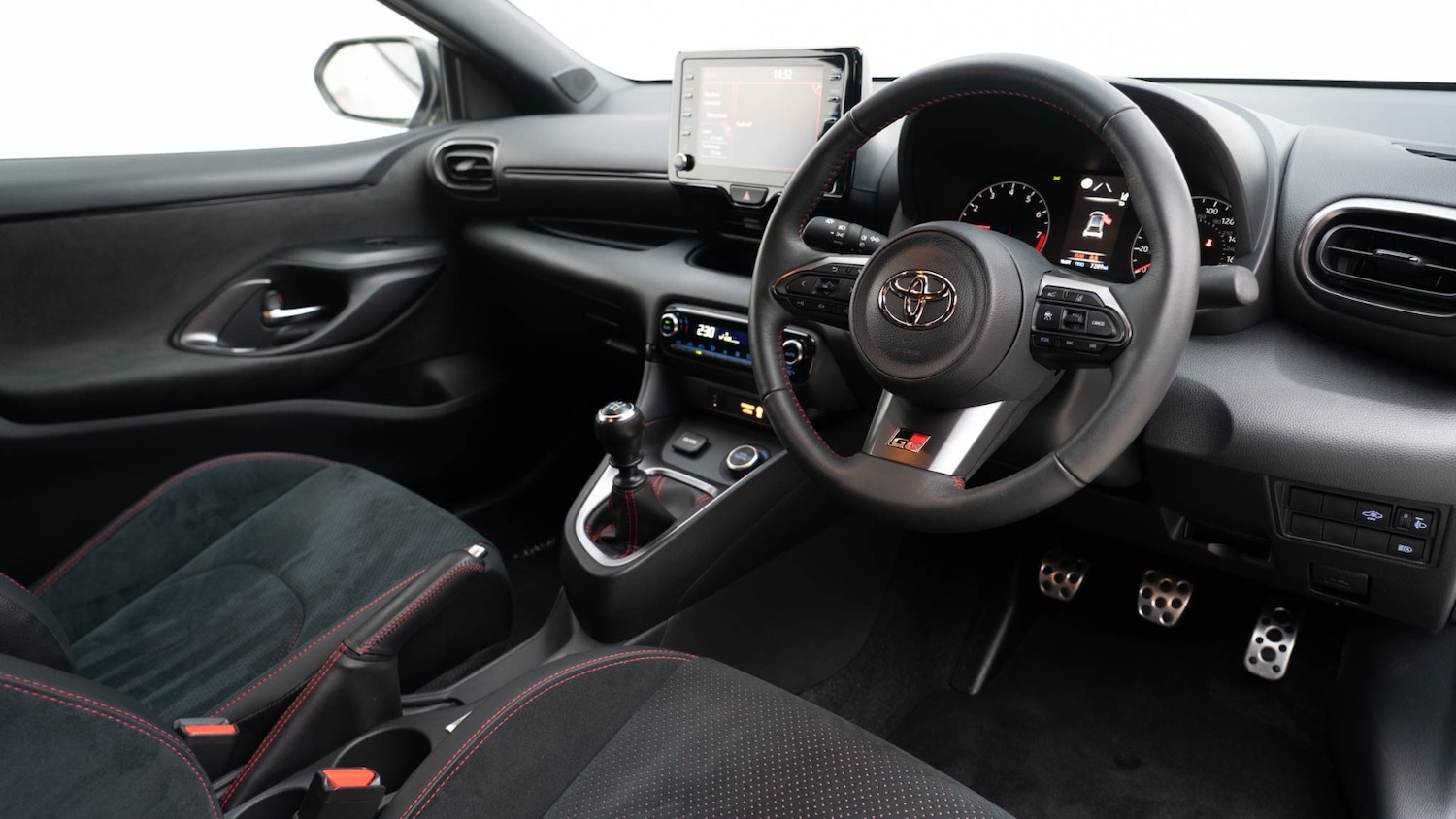 Used Toyota Yaris 2022 for sale - 76372824: Photo 17