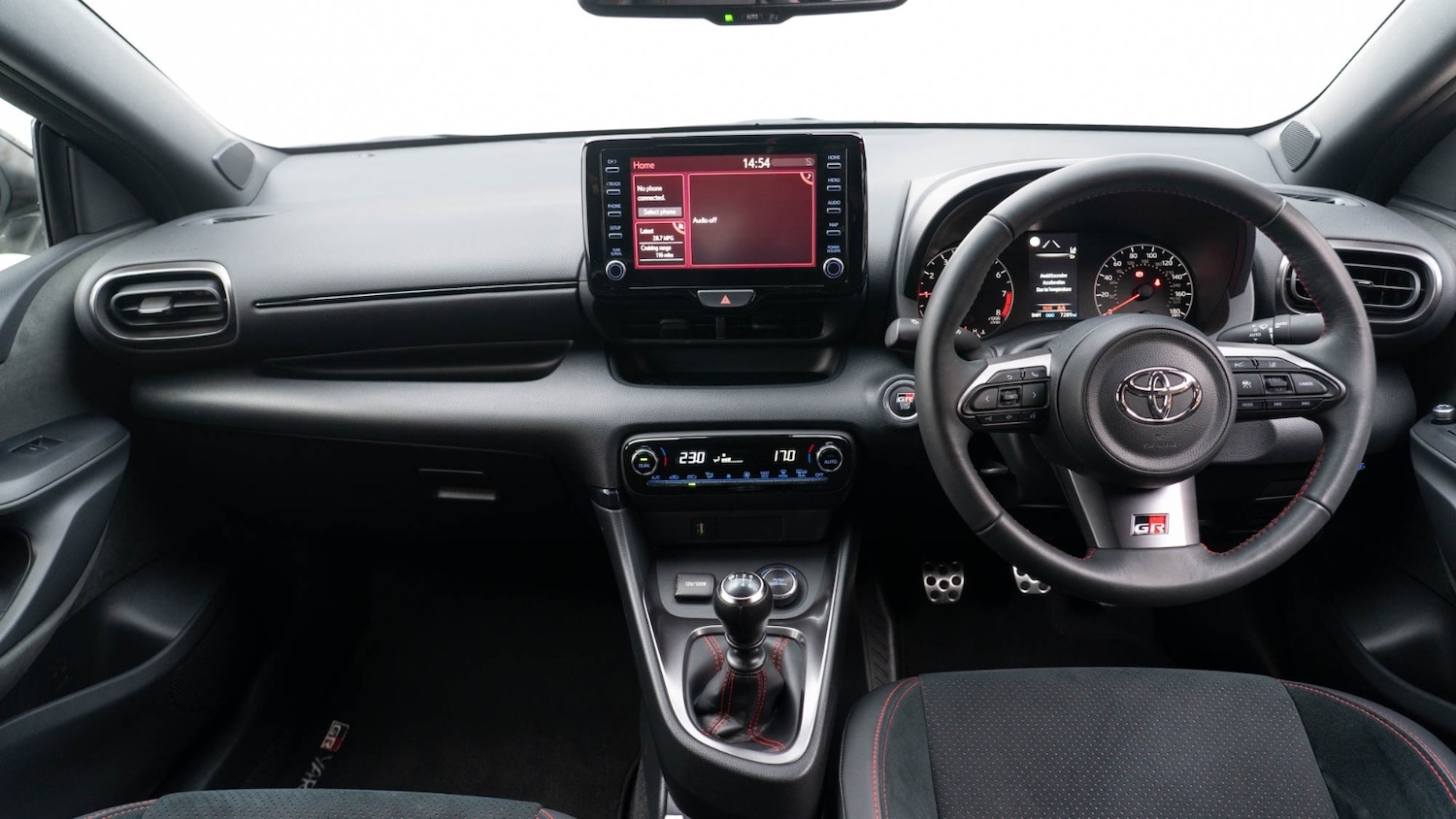 Used Toyota Yaris 2022 for sale - 76372824: Photo 2