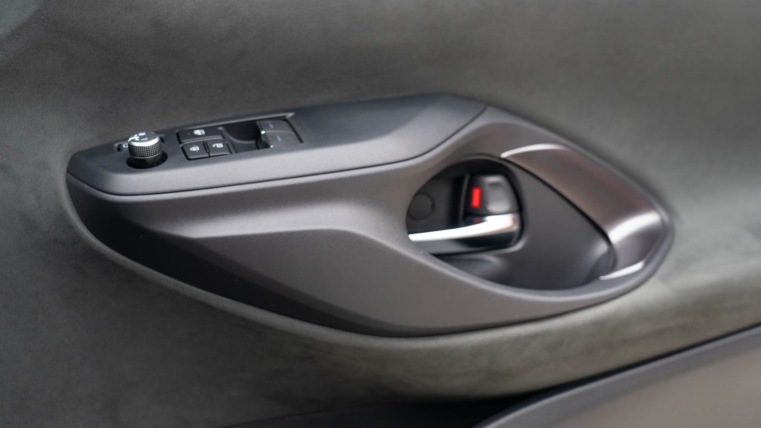 Used Toyota Yaris 2022 for sale - 76372824: Photo 24