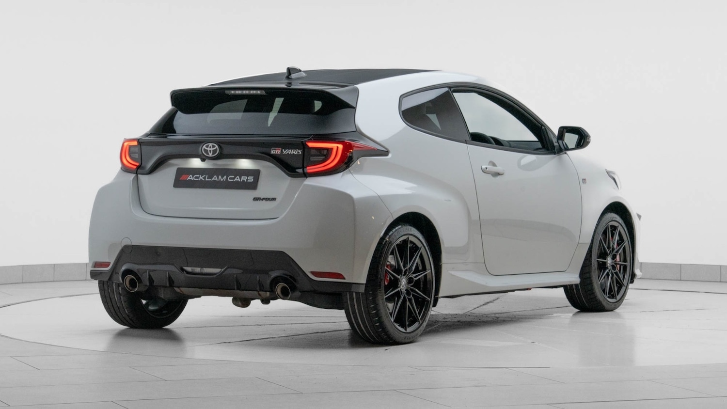 Used Toyota Yaris 2022 for sale - 76372824: Photo 6